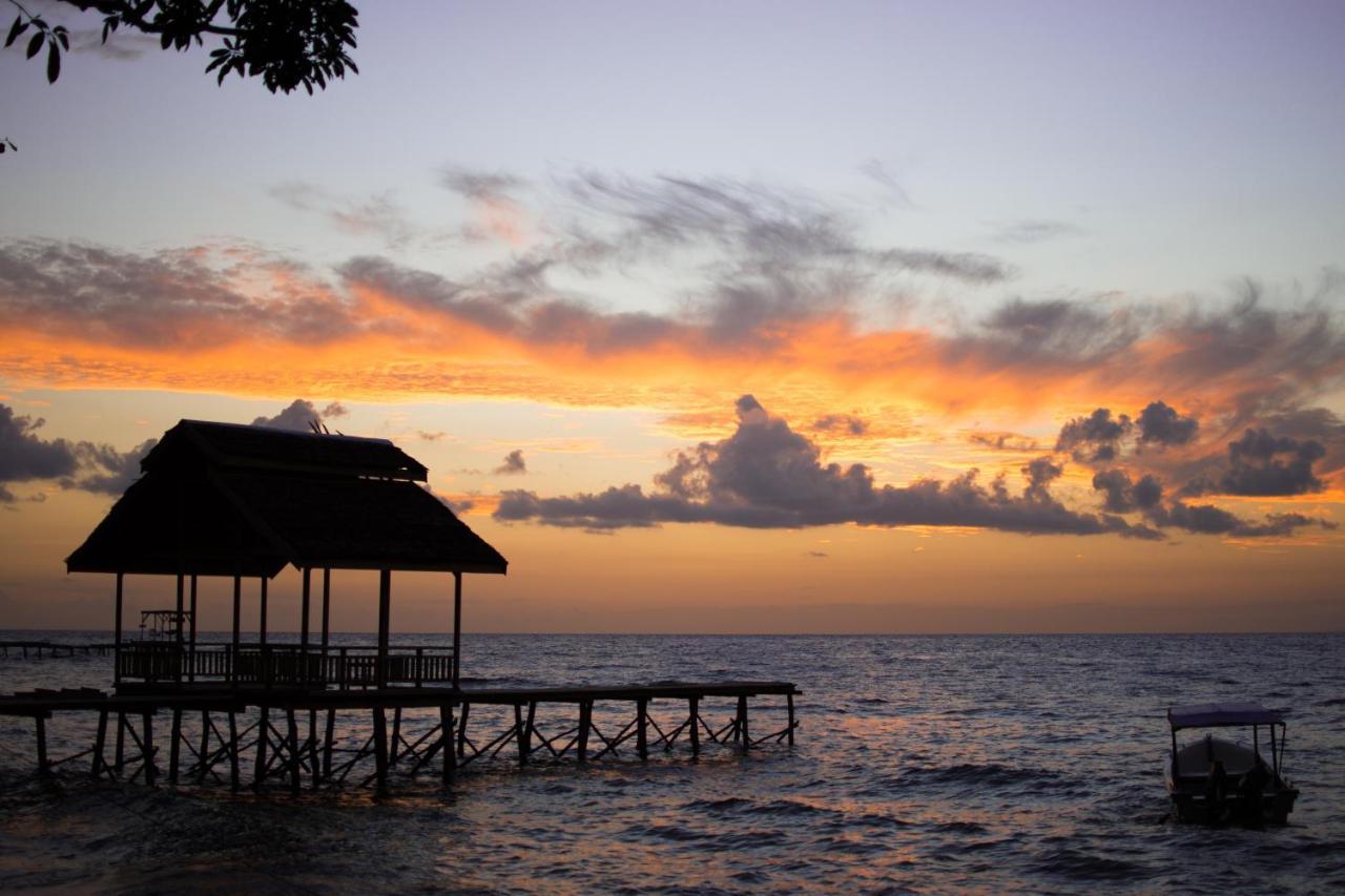 Pristine Paradise Dive Resort - Togean Islands, Una Una Pulau Unauna المظهر الخارجي الصورة