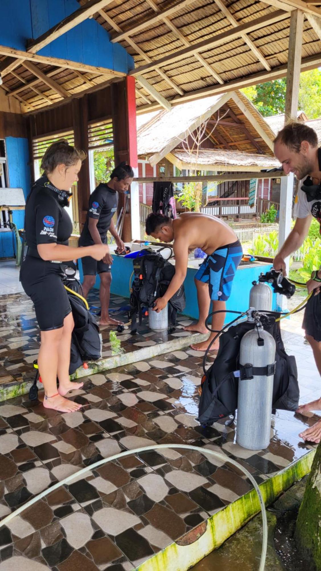 Pristine Paradise Dive Resort - Togean Islands, Una Una Pulau Unauna المظهر الخارجي الصورة