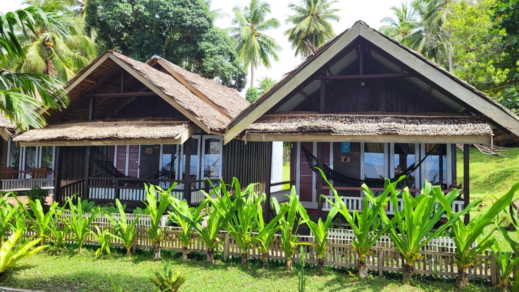 Pristine Paradise Dive Resort - Togean Islands, Una Una Pulau Unauna المظهر الخارجي الصورة